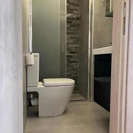 Διαμέρισμα Loutraki Apartment *