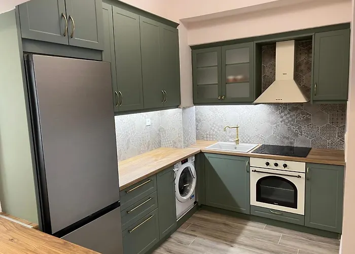 Loutraki Apartment *